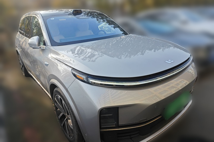 理想汽车 理想L9 2022款 Max车身外观3