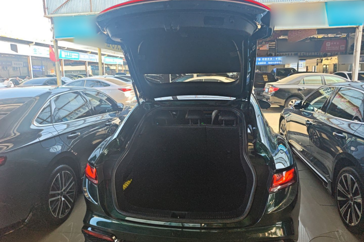 名爵 MG7 2023款 1.5T DCT至美优雅版机舱底盘23