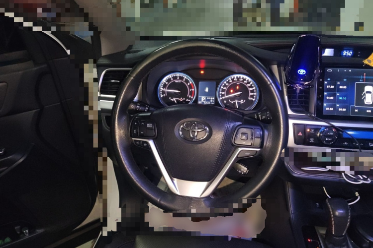 丰田 汉兰达 2015款 2.0T 四驱豪华版 7座中控内饰13