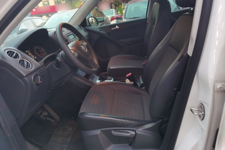 大众 途观 2015款 1.8TSI 自动两驱风尚版局部细节19