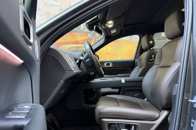 理想汽车 理想L8 2023款 Pro中控内饰7001