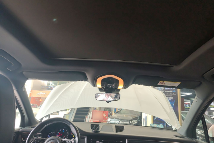 保时捷 2018款 Macan 2.0T中控内饰22