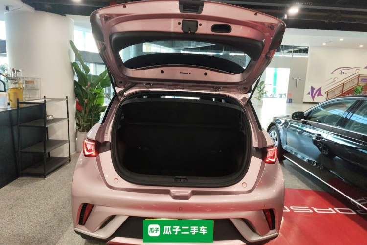 比亚迪 海豚 2021款 405km 时尚版机舱底盘23