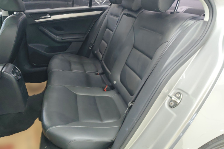 大众 速腾 2015款 1.6L 自动舒适型中控内饰21