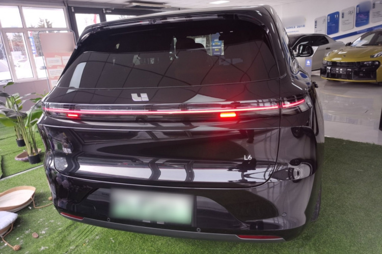 理想汽车 理想L6 2024款 Pro车身外观6