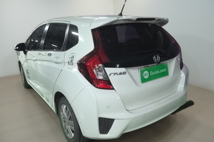 本田 飞度 2016款 1.5L LXS CVT舒适天窗版车身外观5