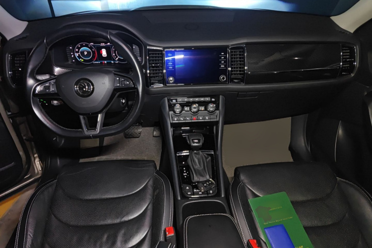 斯柯达 柯迪亚克GT 2019款 TSI380 四驱旗舰版 国VI中控内饰12