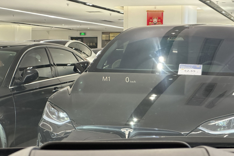 别克GL8 2020款 Avenir艾维亚 六座贤礼版中控内饰7010