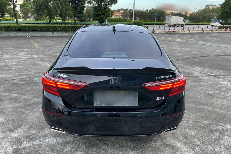 本田 英仕派 2022款 260TURBO 精致版车身外观6004