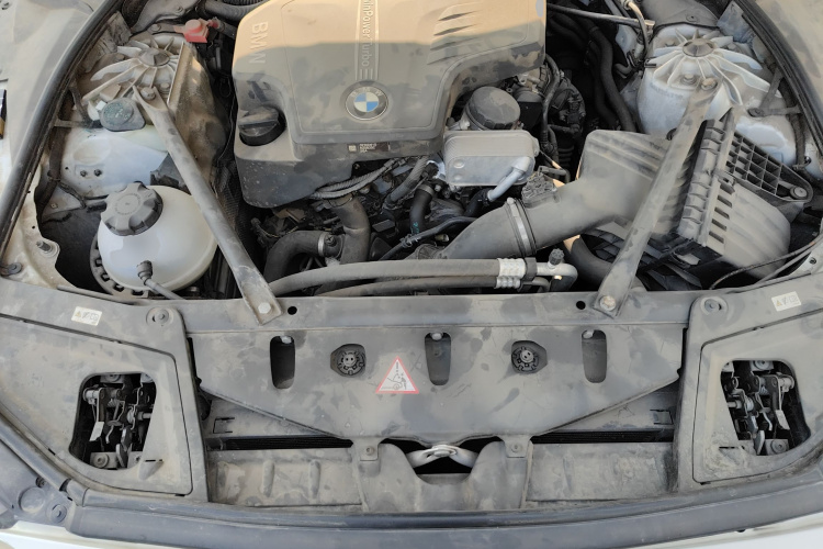 宝马5系 2014款 525Li 豪华设计套装局部细节24