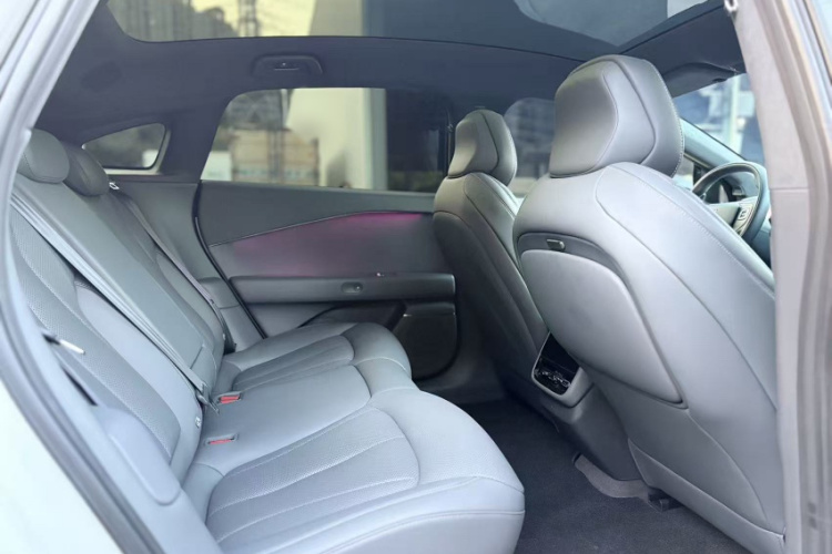 小鹏P7+ 2024款 超长续航 Max中控内饰7008