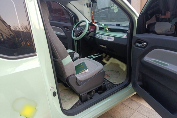 五菱汽车 宏光MINIEV 2021款 马卡龙时尚款 磷酸铁锂局部细节9005