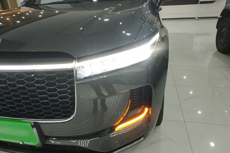 理想汽车 理想ONE 2021款 增程6座版局部细节36