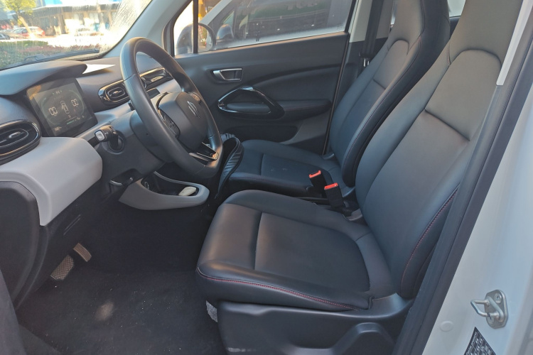 零跑汽车 零跑T03 2022款 玛瑙版中控内饰19