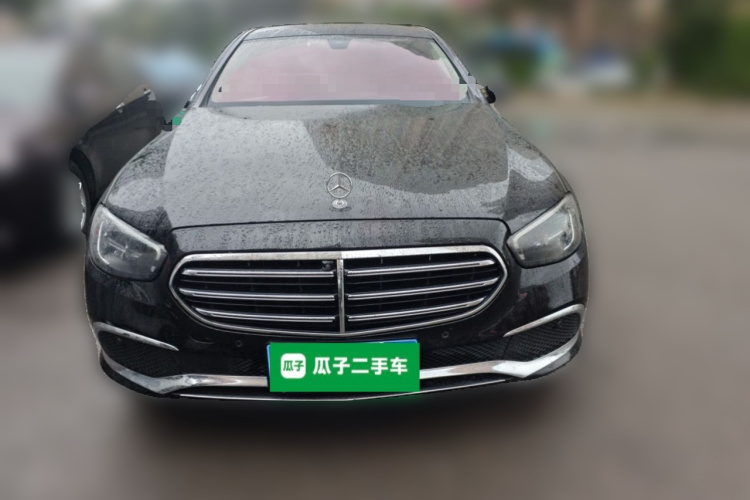 奔驰E级 2022款 改款三 E 300 L 时尚型车身外观2