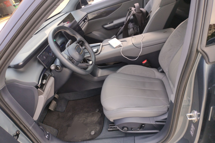 领克07 2024款 EM-P 126长续航 Ultra局部细节19