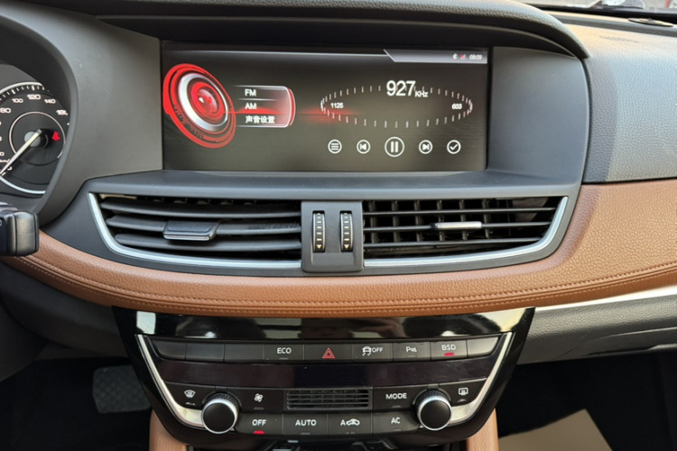 宝沃BX7 2016款 28T 两驱豪华版 5座局部细节16