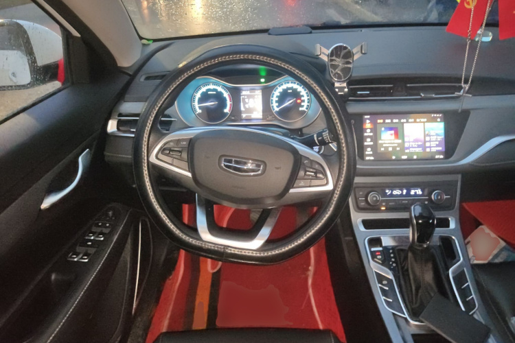 吉利汽车 帝豪 2021款 UP 1.5L CVT豪华型中控内饰13