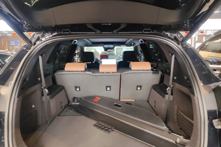 比亚迪 唐新能源 2023款 DM-i 冠军版 112KM 尊贵型机舱底盘23