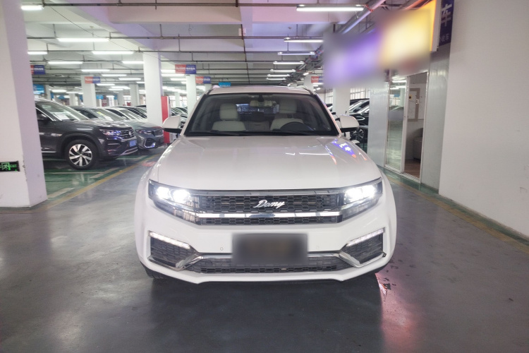 众泰 大迈X7 2018款 2.0T 自动至尊型车身外观2