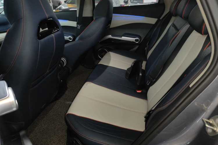 比亚迪 元PLUS 2022款 510KM 旗舰型中控内饰7004