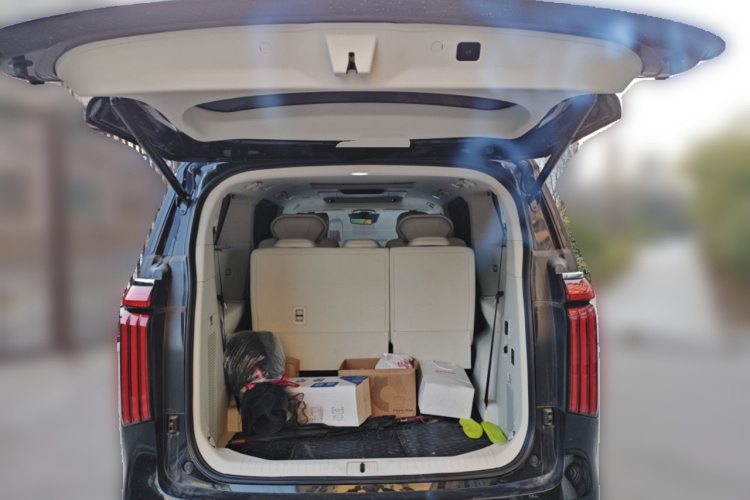 魏牌 高山 2025款 四驱高山8中控内饰23