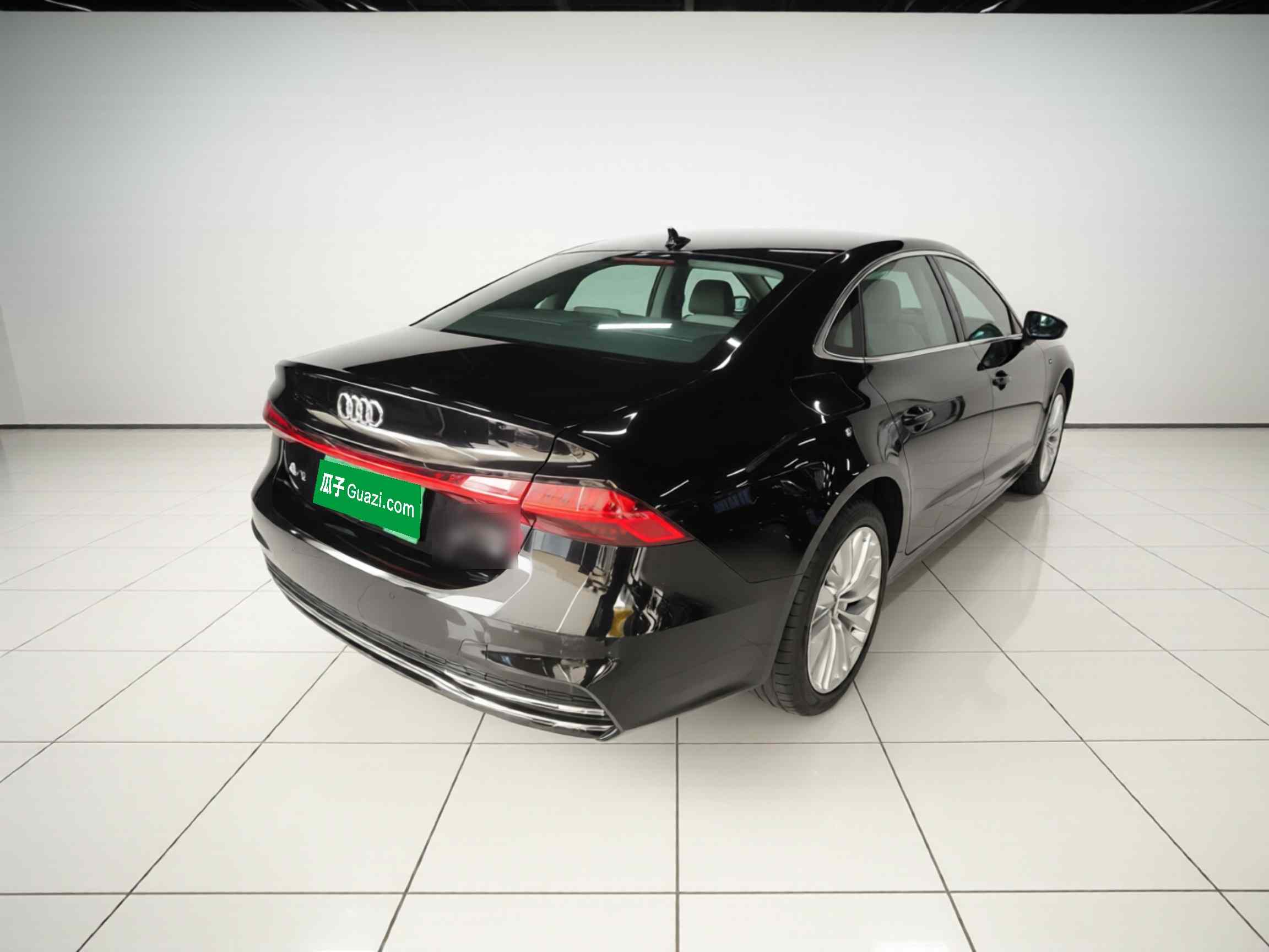 奥迪A7L 2024款 45TFSI S-line 筑梦型 流晶套装(4)