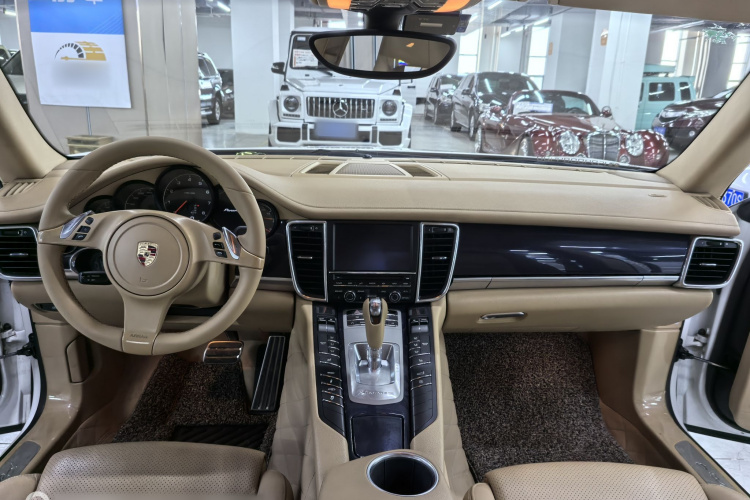 保时捷 2010款 Panamera 4 3.6L中控内饰7001
