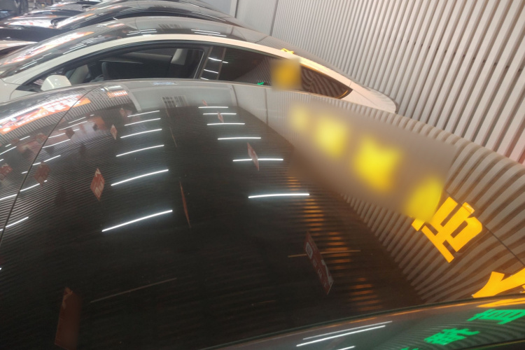 特斯拉 Model 3 2022款 Performance高性能全轮驱动版局部细节57