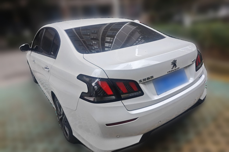 标致408 2020款 360THP 十周年纪念版车身外观5