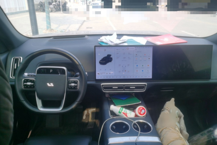 理想汽车 理想L7 2023款 Pro中控内饰7002