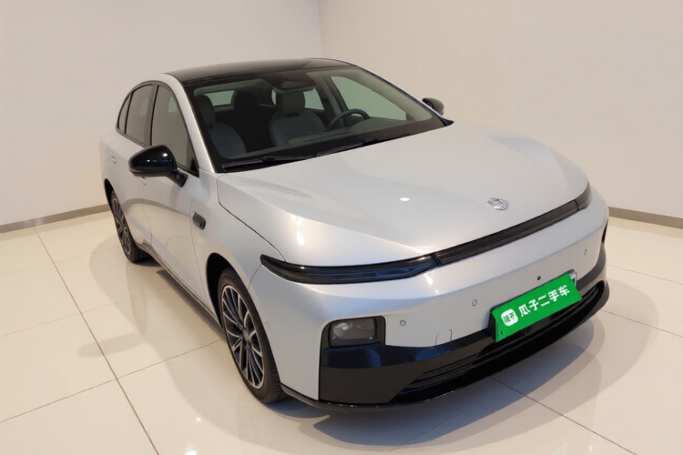 零跑汽车 零跑B01 2025款 650激光雷达版车身外观3