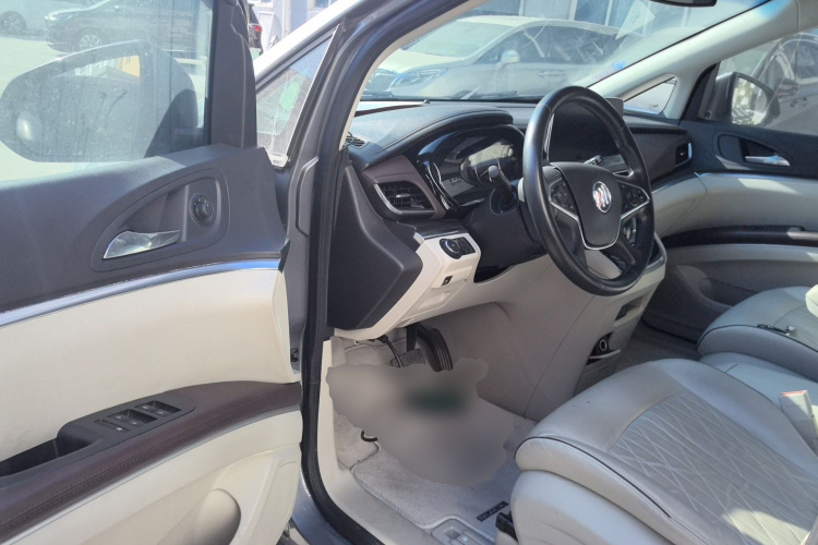 别克GL8 2022款 陆上公务舱 652T 豪华型中控内饰20