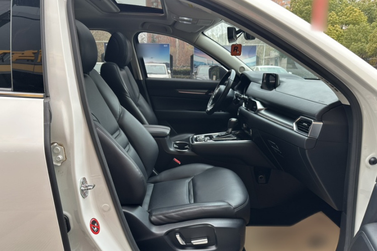 马自达CX-8 2019款 2.5L 两驱尊贵型中控内饰7006