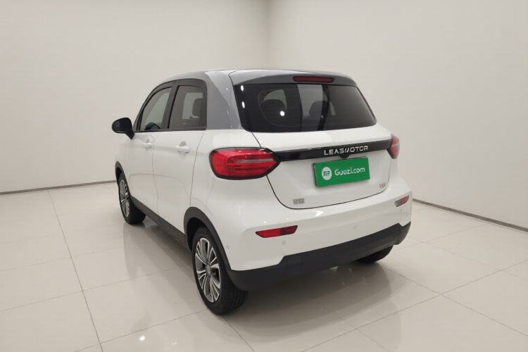 零跑汽车 零跑T03 2021款 400豪华版车身外观5