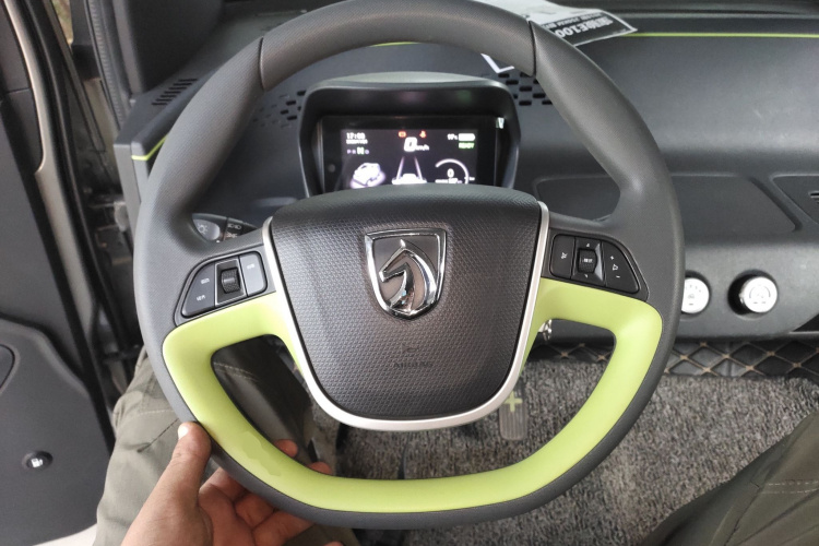 宝骏E100 2019款 250KM 智行版局部细节13