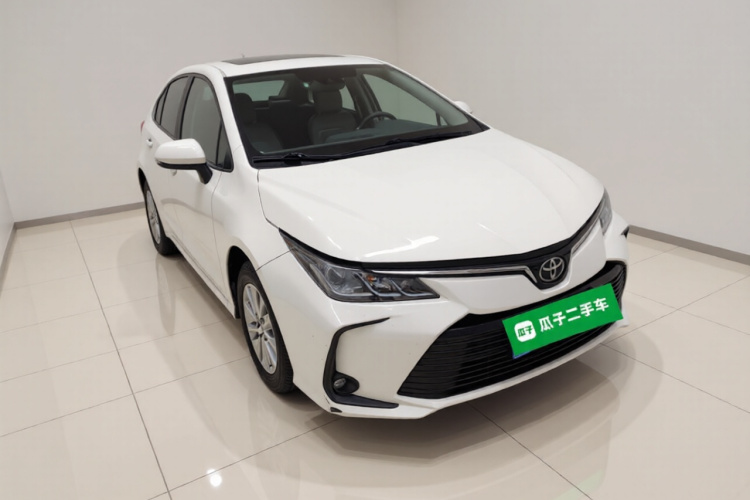 丰田 卡罗拉 2019款 1.2T S-CVT GL-i精英版车身外观3