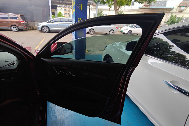 凯迪拉克ATS-L 2017款 28T 技术型中控内饰7005