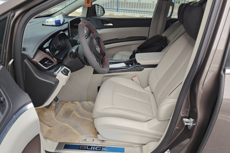 别克GL8 2021款 陆上公务舱 652T 豪华型局部细节19