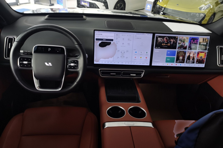 理想汽车 理想L6 2024款 Pro中控内饰12