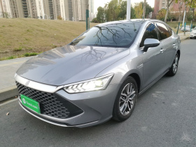 比亚迪 秦PLUS 2021款 DM-i 55KM 旗舰型