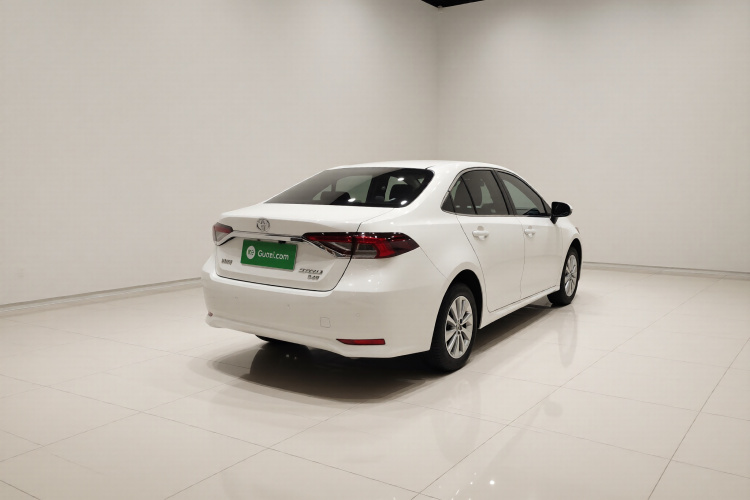 丰田 卡罗拉 2019款 1.2T S-CVT GL先锋版车身外观7