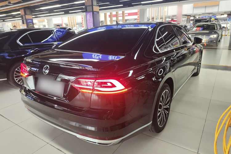 大众 辉昂 2021款 380TSI 豪华版车身外观6005