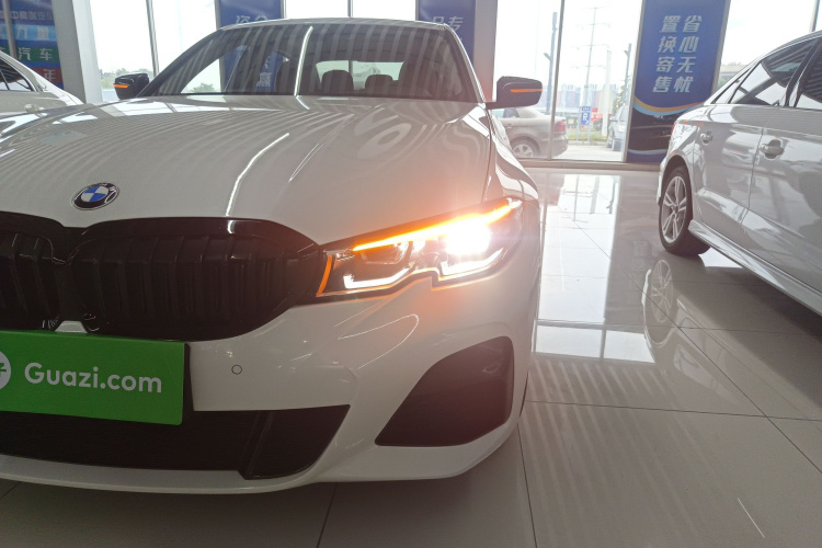 宝马3系 2022款 325Li M运动曜夜套装局部细节36