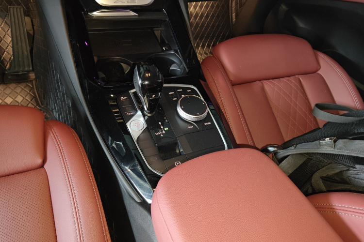 宝马X3 2023款 改款 xDrive30i 领先型 M曜夜套装局部细节18