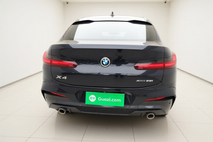 宝马X4 2020款 xDrive25i M运动套装车身外观6