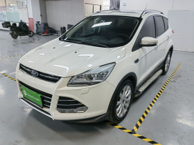 福特 翼虎 2015款 2.0L GTDi 四驱尊贵型
