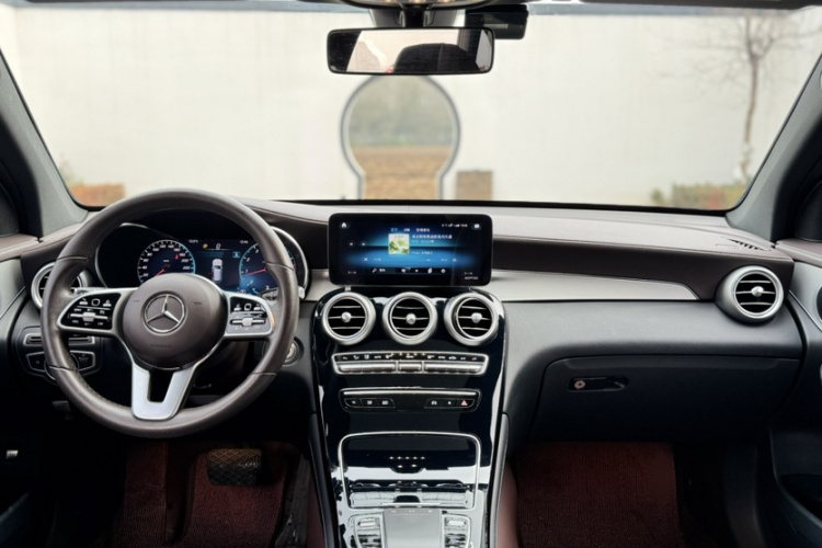 奔驰GLC 2021款 GLC 260 L 4MATIC 动感型中控内饰7005