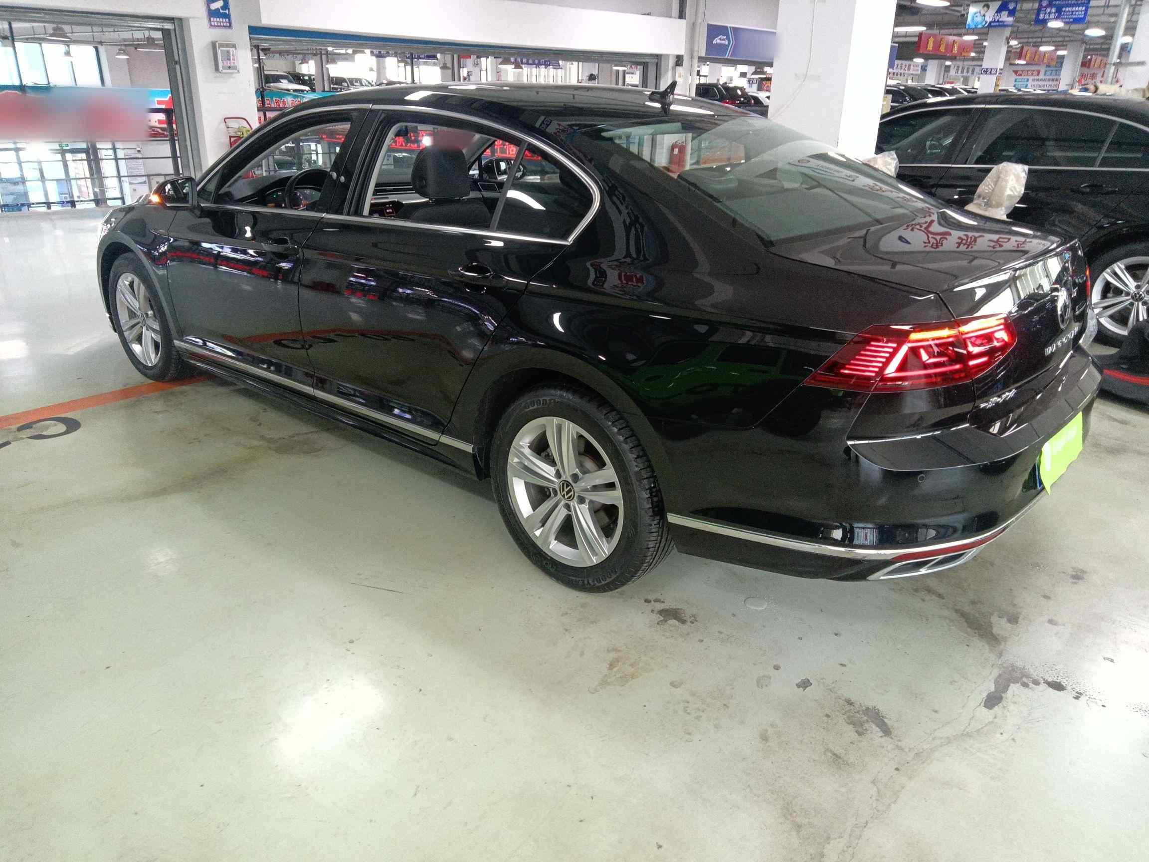 大众 迈腾 2023款 200万辆纪念版 280TSI DSG舒适型(3)