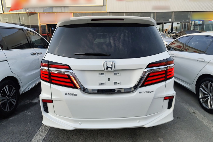 本田 艾力绅 2016款 2.4L 舒适版车身外观6